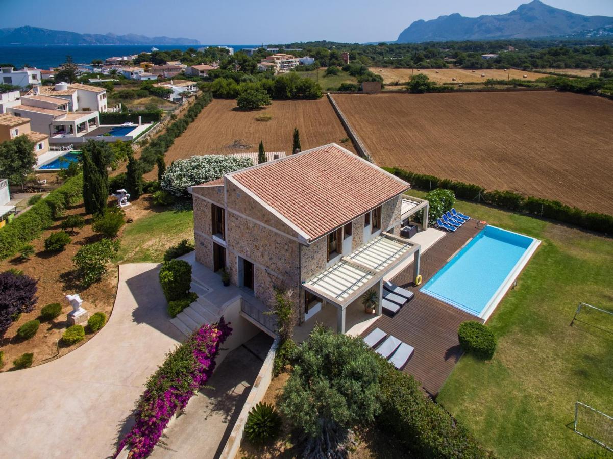 Villa Barcares Gran For 10, Pool, Gym And Close To Beach Alcudia  Exterior photo