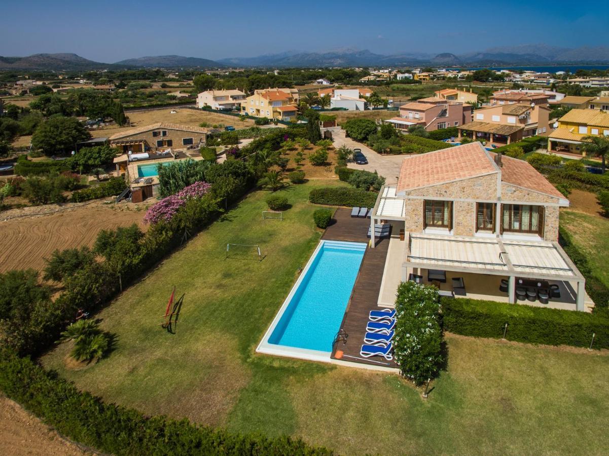 Villa Barcares Gran For 10, Pool, Gym And Close To Beach Alcudia  Exterior photo